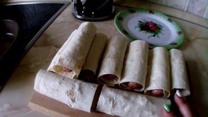 Сосиски в лаваше с сыром и картофельным пюре!Sausages in pita bread with cheese and mashed potatoes
