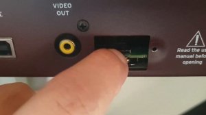 How to install and remove a SD Card into Korg keyboards Pa600 - Pa700 - Pa900 - Pa1000 - Pa4x