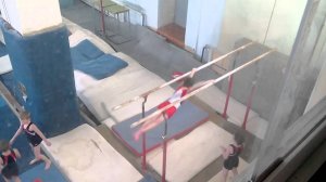 подъём разгибом брусья