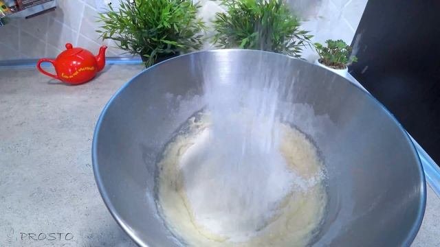 Пирожки с мясом. Пышные пирожки с нежной и сочной мясной начинкой.