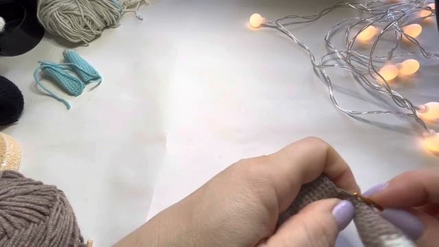 Зайчик с сердцем крючком//Мастер класс 1 часть на вязаного зайку с сердцем//Подарок на 14 февраля смотреть онлайн