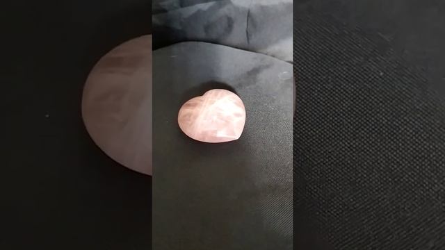 минерал Розовый кварц сердце 3.3х7х6 см смотреть онлайн