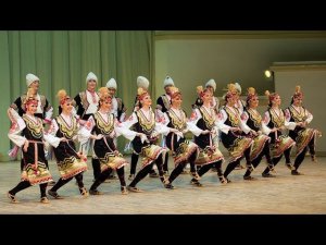 ГААНТ имени Игоря Моисеева. Болгарский танец