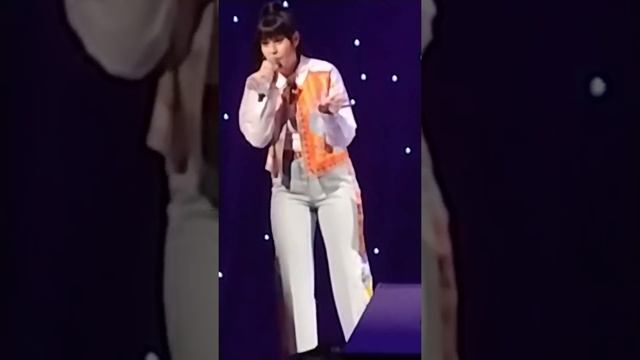 Максимально попсовая песня Дианы Анкудиновой - "Ты танцуй! " #дианаанкудинова
