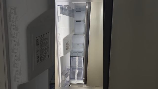 New side by side fridge Samsung 5in1 convertible with Wi-Fi 2023model