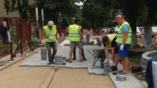 На ремонт почти 36 тысяч квадратных метров тротуаров потратят более 50 миллионов рублей смотреть онлайн