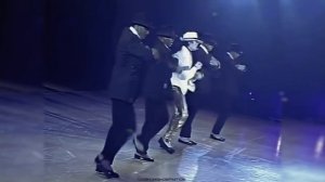 Michael Jackson - Smooth Criminal (Live Studio Version)