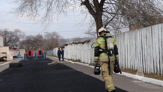 Кроссфит 1 пожарно-спасательного отряда ФПС в Амурской области смотреть онлайн