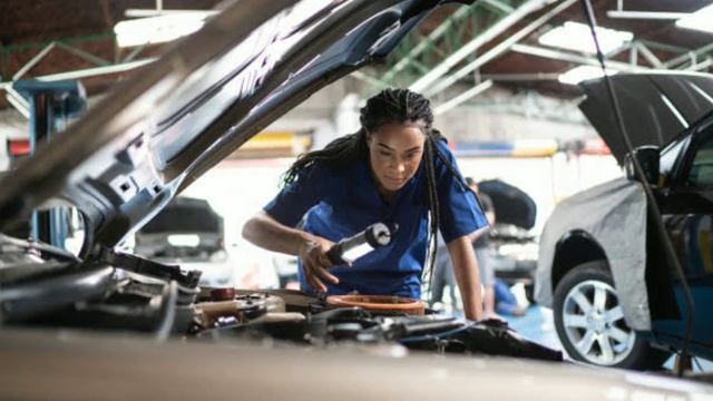 SRS and Airbag Lights: What They Mean and What to Do ? смотреть онлайн