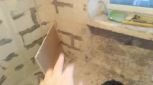 Утопили трубы и батарею  в стену из газобетона, нюансы.