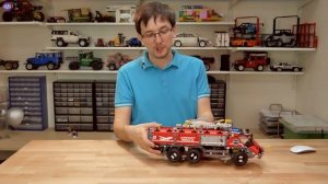 42068 LEGO Technic Пожарка для аэропорта или Добротный кирпич