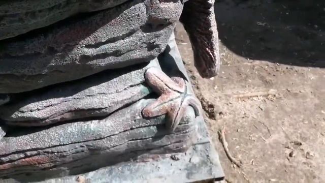 Скульптура русалка