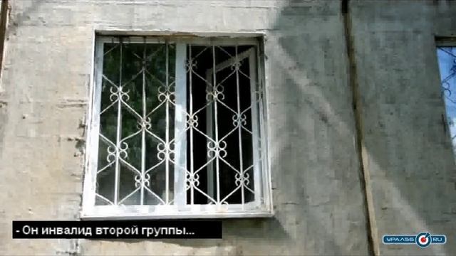 За что ударил пенсионерку? Общение через окно. смотреть онлайн