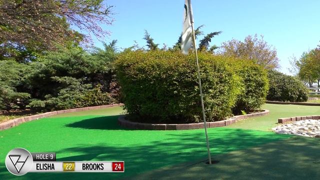 The HARDEST Mini Golf Course in Texas! - CRAZY LONG HOLES! смотреть онлайн