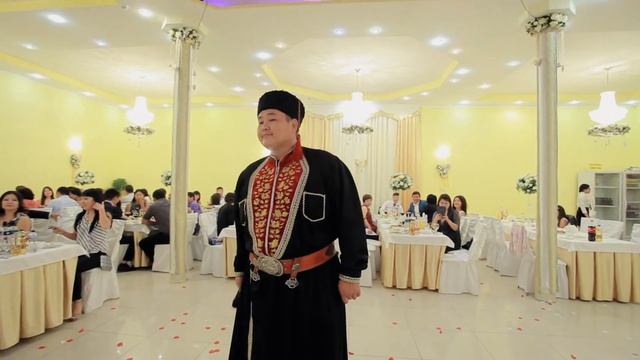Калмык исполнил песню на Бурятском языке. "Уран Дуран" - Лиджи Горяев