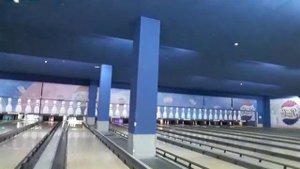 В боулинге!