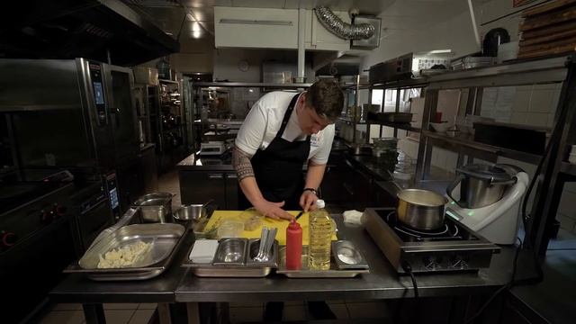 Крем-суп из цветной капусты с креветками смотреть онлайн