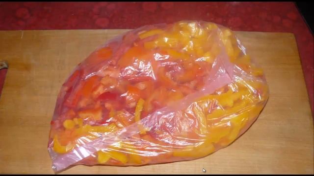 Как заморозить перец на зиму. Два простых способа заморозки перца.
