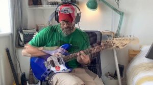 Squier Mustang mod: stock humbuckers vs Vanson alnico 5 single coils.