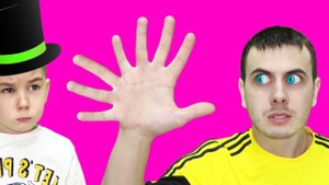 Рома ПРИТВОРЯЕТСЯ Фокусником и Показывает ФОКУСЫ Маме и Папе!