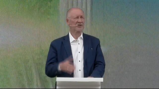 Юницкий о борьбе технологий в первом выпуске хроник открытого микрофона