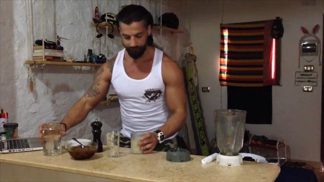 VancheZz Vegan Power!!! Иван Попретинский Рецепт фитнес меню мёд из фиников и кунжутное молоко смотреть онлайн