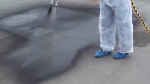 Нанесение гидроизоляции мастикой-мембраной RAPIDFLEX