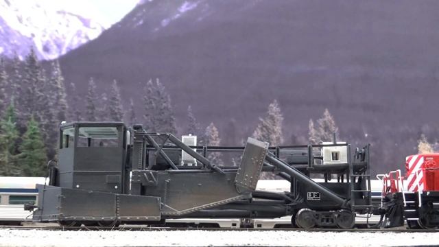 Layout Update - March 2022: Rapido Steam Generators, Jordan Spreaders, Photo Backdrop Printing... смотреть онлайн