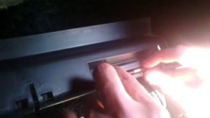 Устранение дребезжания бардачка Лады Приоры (LADA PRIORA)