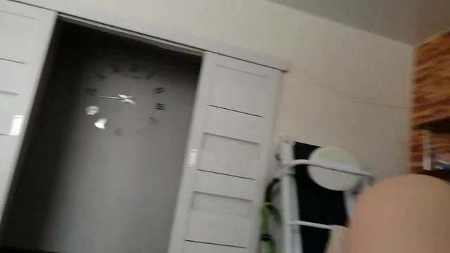 там в мамент 00:28 был большо шум для камеры не шумна смотреть онлайн