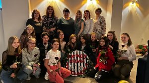 между нами девочками  30.04