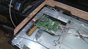 №272. Hyundai H-LED32V14, на запчасти, Main: 868M JUG7.820.1277