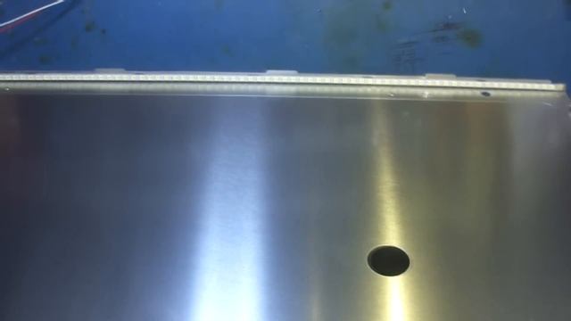 Замена ламповой подсветки на светодиодную в жк мониторе. CCFL to LED. смотреть онлайн