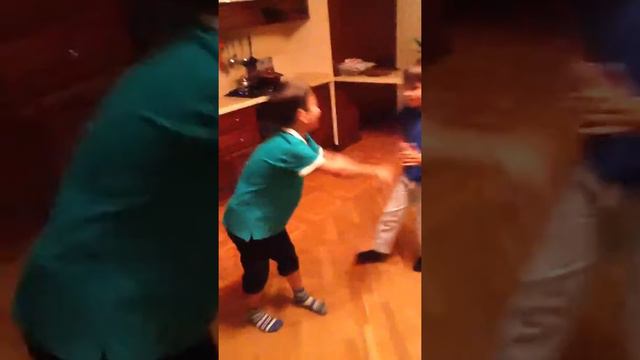 Вольная борьба (по дружески)))) смотреть онлайн