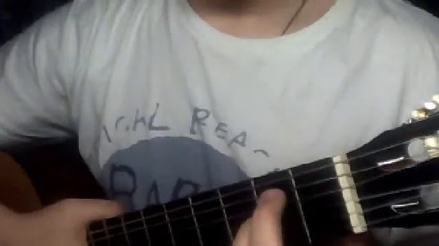 В чём разница аккорда Е и Еm???? смотреть онлайн