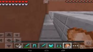 Minecraft pe я играю на карте тюрьма с выжывалкой.