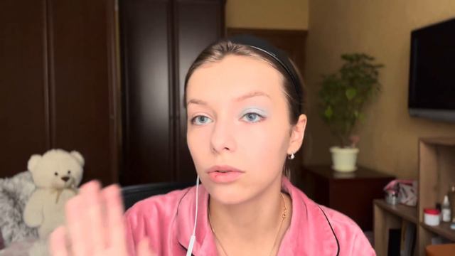 ❄️НОВОГОДНИЙ МАКИЯЖ ВМЕСТЕ С TAISHIA❄️ смотреть онлайн