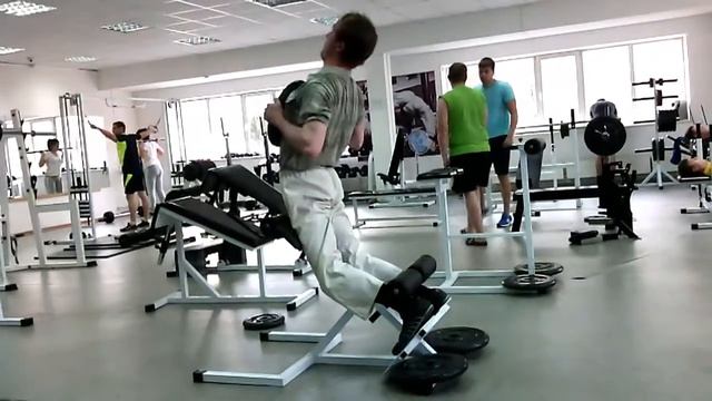 Лучший в мире качек Гиперэкстензия смотреть онлайн