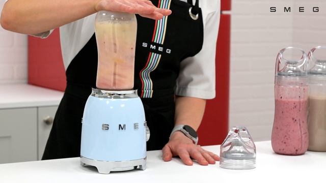How to use the Smeg Personal Blender | PBF01