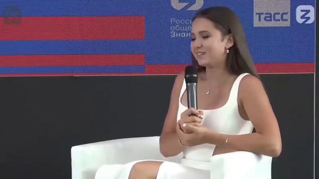 VK Fest - Камила Валиева (Полное интервью)