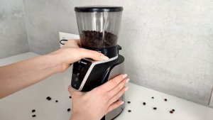 Коническая кофемолка Takara CG-001