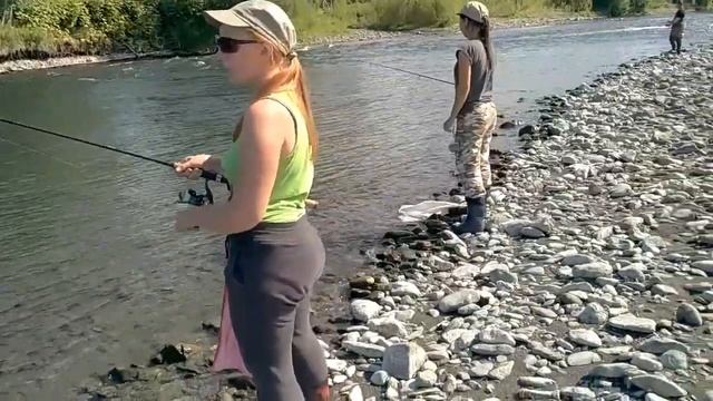 Ловля гольца на диких реках Камчатки смотреть онлайн