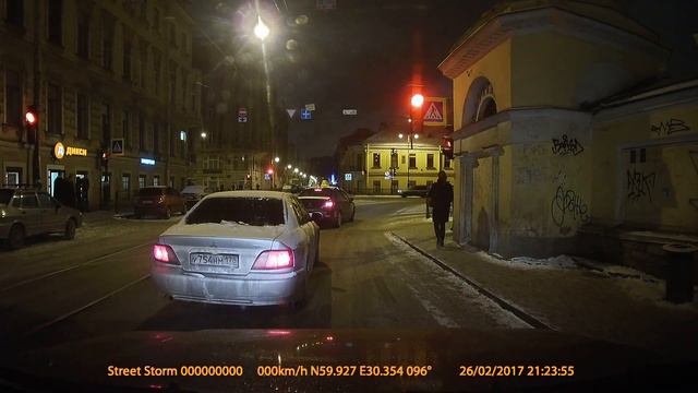 Таксовичкоф ...мне наплевать на красный свет :) Мне надо! смотреть онлайн