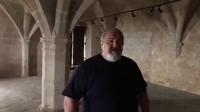 To be, or not to be, that is the question... смотреть онлайн