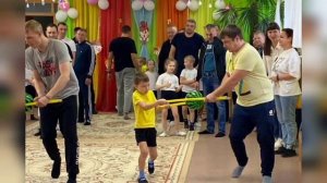 Спортивное развлечение к дню отца "Отец молодец!"