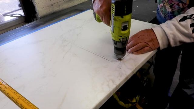 How To Install a Laminate Countertop and Kitchen Sink in a Van // Travel Snacks смотреть онлайн