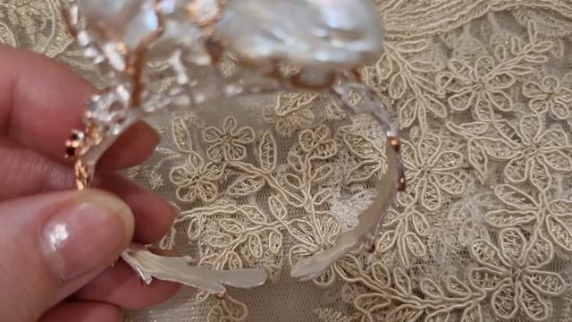 2256.Украшения с жемчугом барокко.