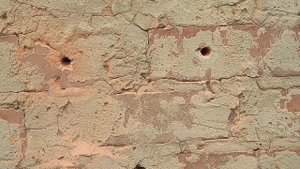 Как закрепить спутниковую антенну на кирпичном дымоходе: несколько советов.