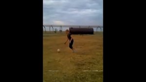 финты с мячом.
