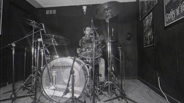 Guns N' Roses - Rocket Queen (Drum & Bass Cover w/o Music) смотреть онлайн